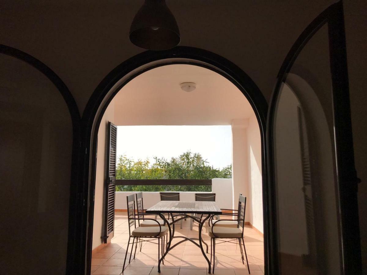 Luxury Apartment Set In Dona Julia Golf Course Casares Exteriér fotografie
