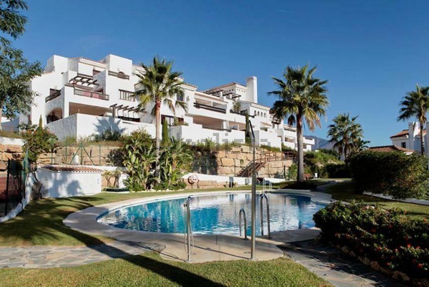 Luxury Apartment Set In Dona Julia Golf Course Casares Exteriér fotografie
