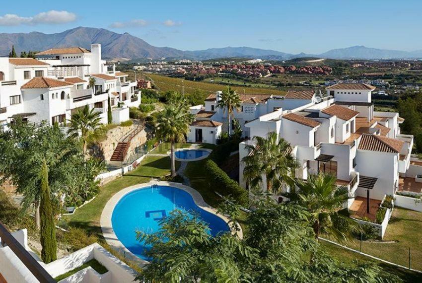 Luxury Apartment Set In Dona Julia Golf Course Casares Exteriér fotografie