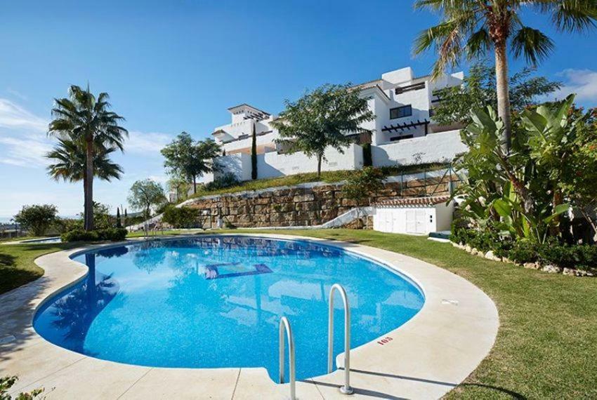 Luxury Apartment Set In Dona Julia Golf Course Casares Exteriér fotografie